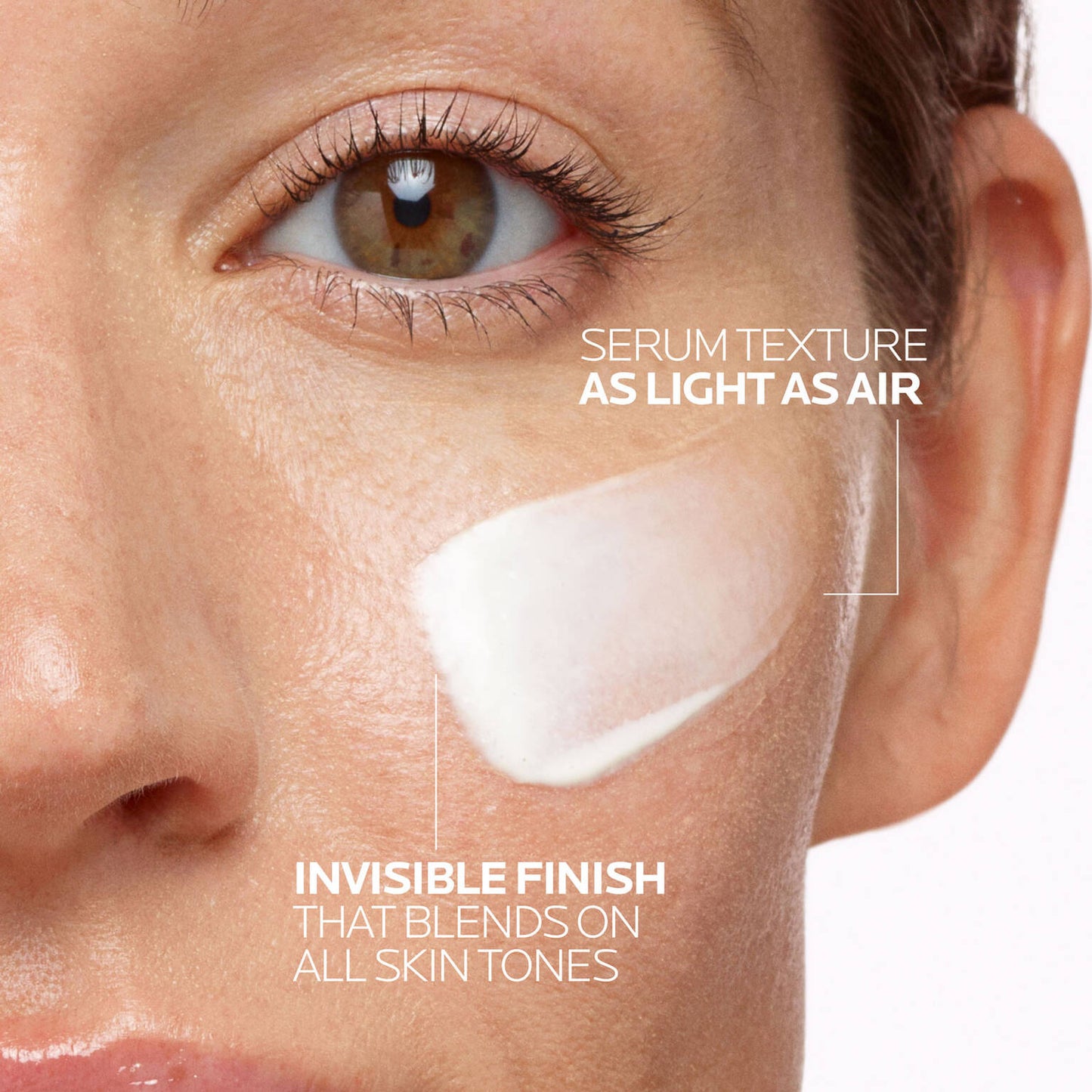 anthelios-uvairtm-spf-50-serum-sunscreen-v0 07-UVAIR_face-texture-1500x1500.jpg